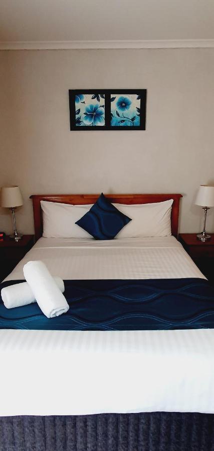 Centrepoint Motel Deniliquin Εξωτερικό φωτογραφία