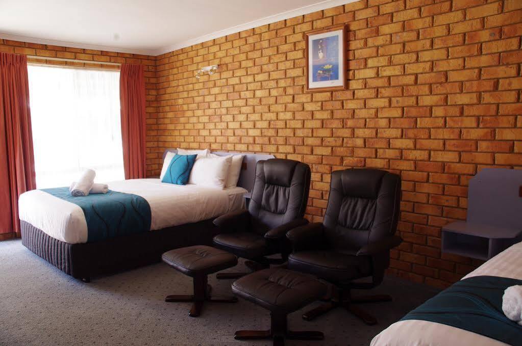 Centrepoint Motel Deniliquin Εξωτερικό φωτογραφία